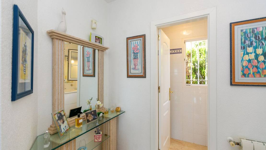 Sale - Villa - Orihuela - Orihuela Costa