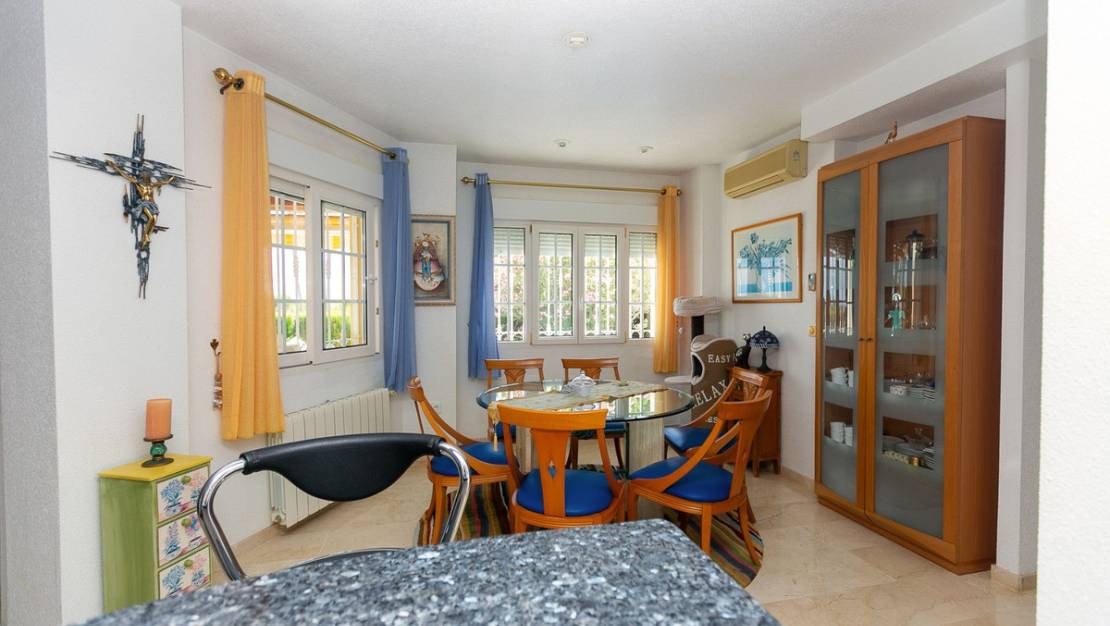 Sale - Villa - Orihuela - Orihuela Costa