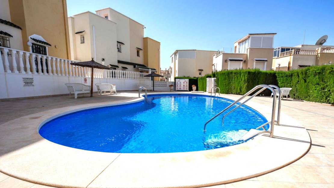 Sale - Villa - Orihuela - Orihuela Costa