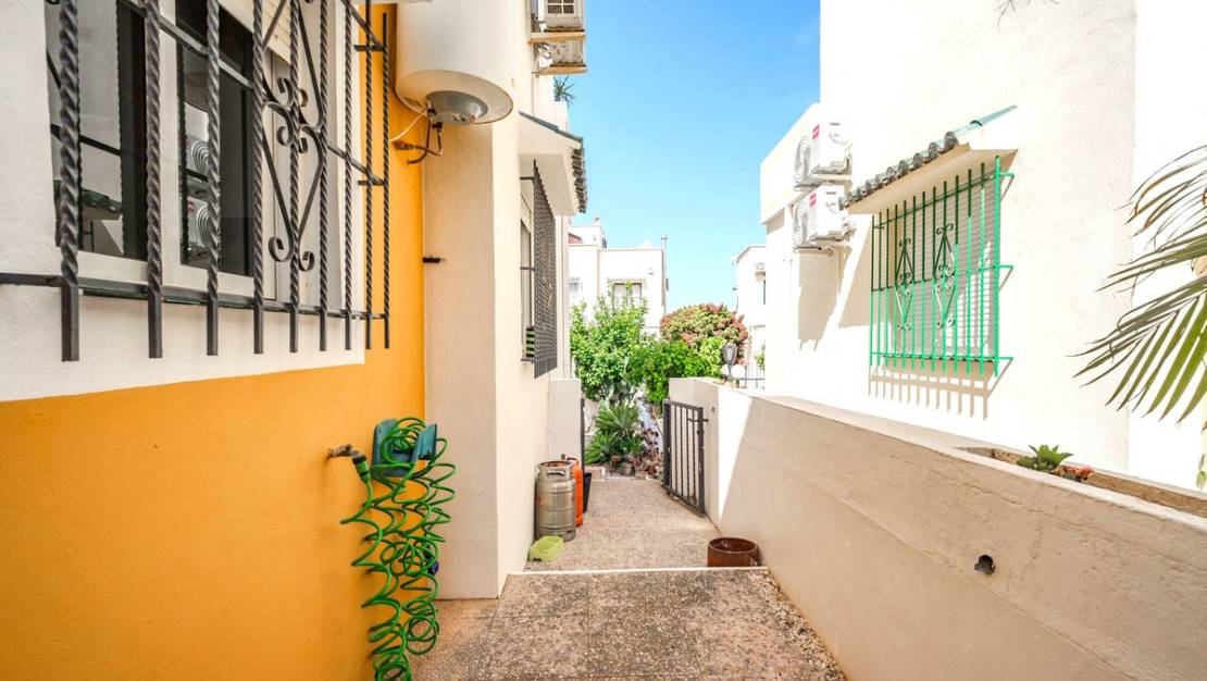 Sale - Villa - Orihuela - Orihuela Costa