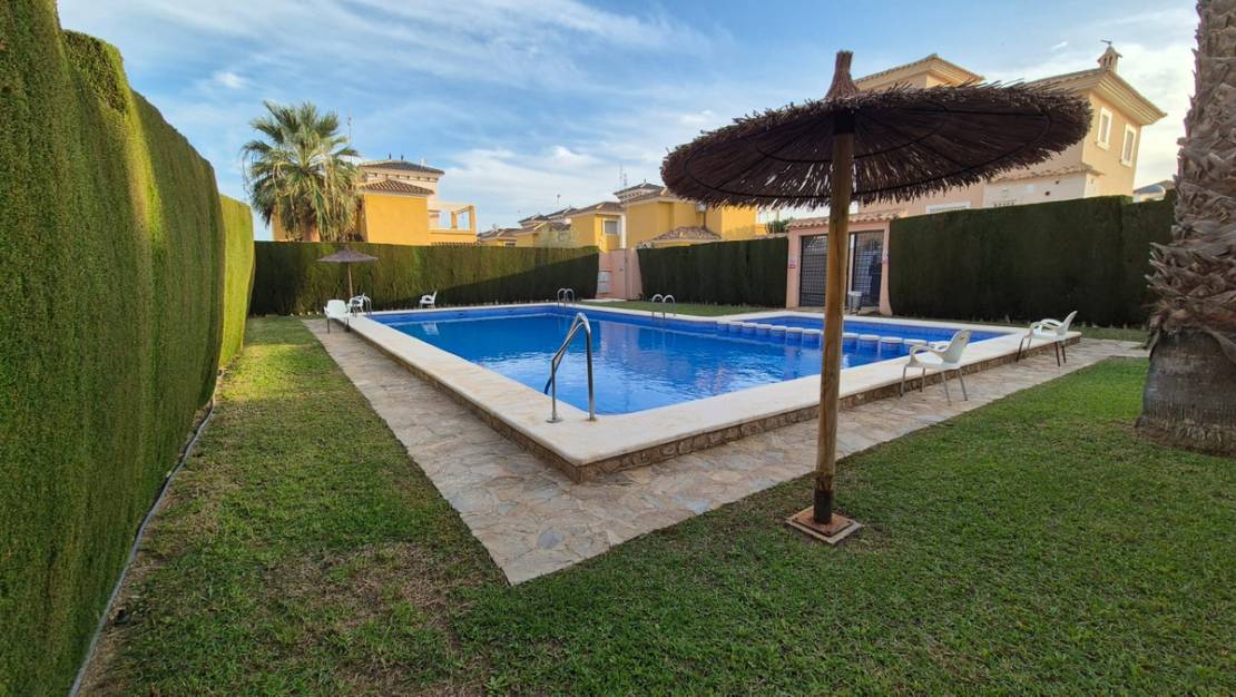 Sale - Villa - Orihuela - Orihuela Costa