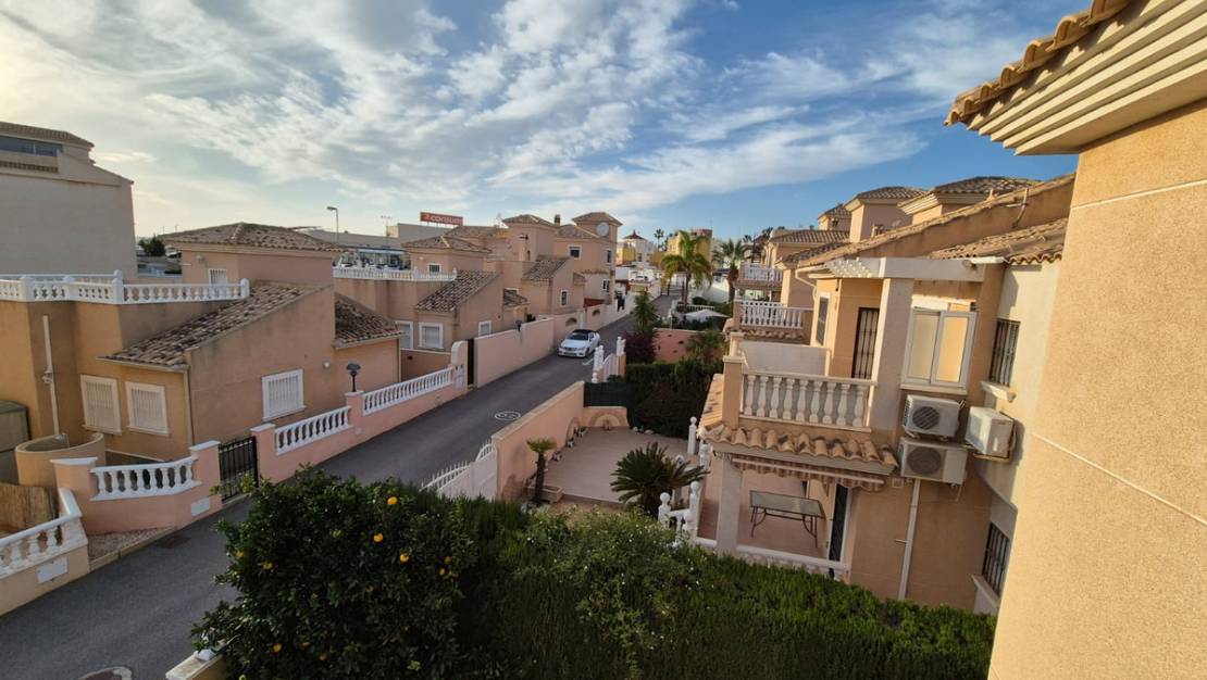 Sale - Villa - Orihuela - Orihuela Costa