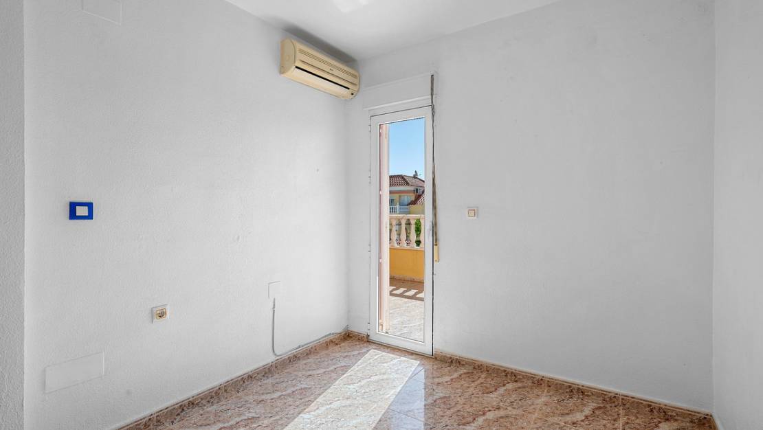 Sale - Villa - Orihuela - Orihuela Costa