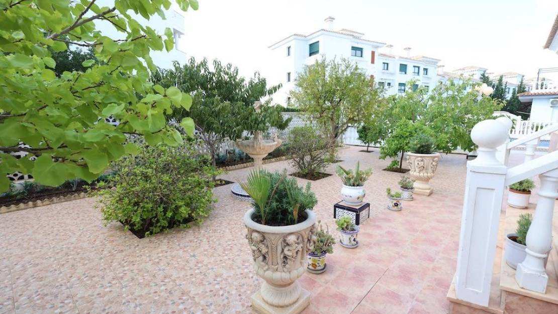 Sale - Villa - Orihuela - Orihuela Costa