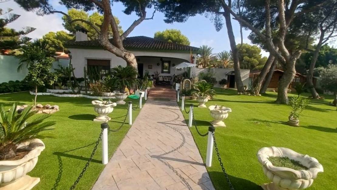 Sale - Villa - Orihuela - Orihuela Costa