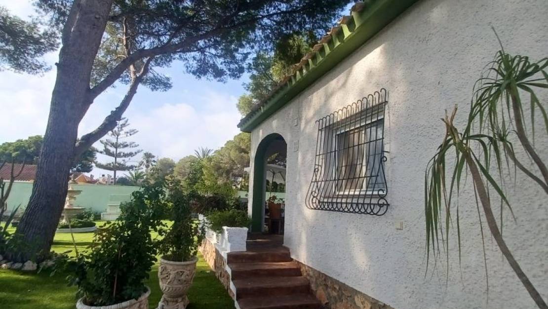 Sale - Villa - Orihuela - Orihuela Costa