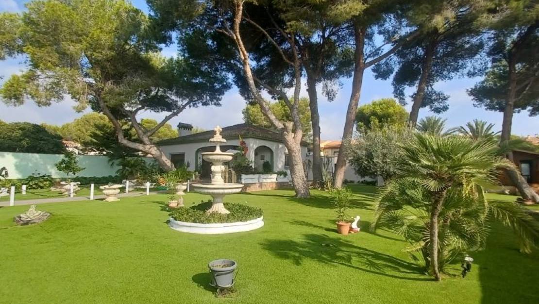 Sale - Villa - Orihuela - Orihuela Costa