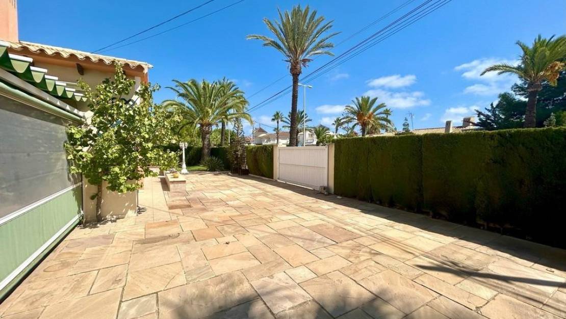 Sale - Villa - Orihuela - Orihuela Costa
