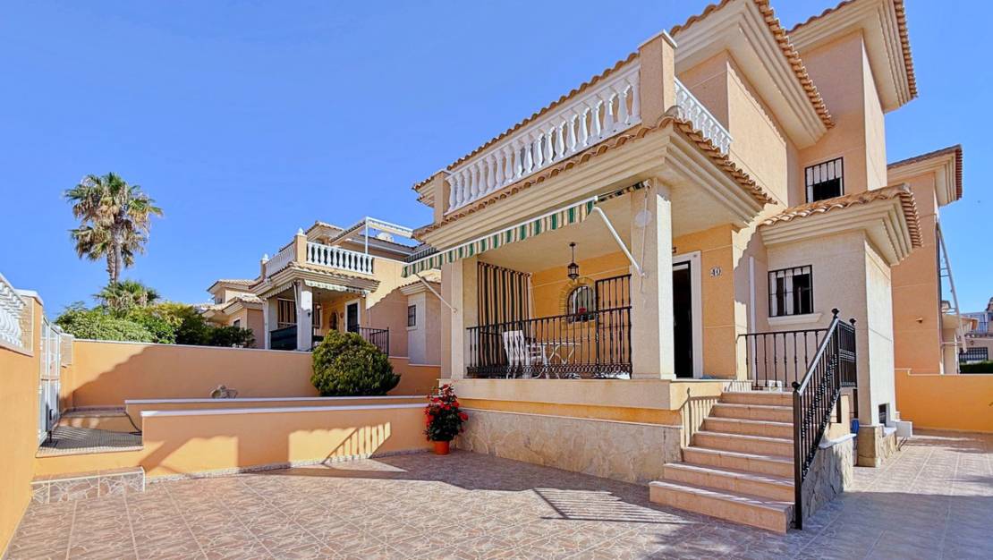 Sale - Villa - Orihuela - Orihuela Costa