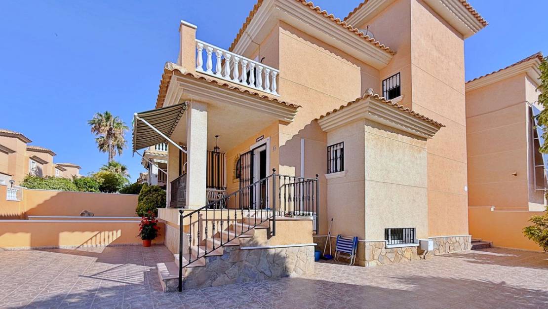 Sale - Villa - Orihuela - Orihuela Costa