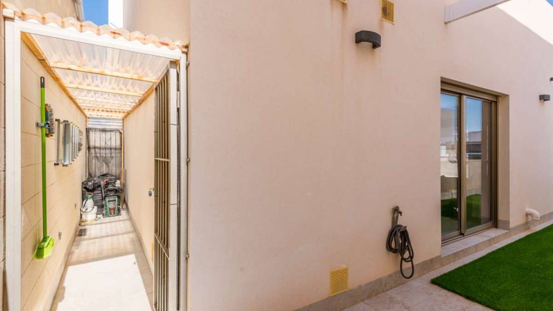 Sale - Villa - Orihuela - Orihuela Costa