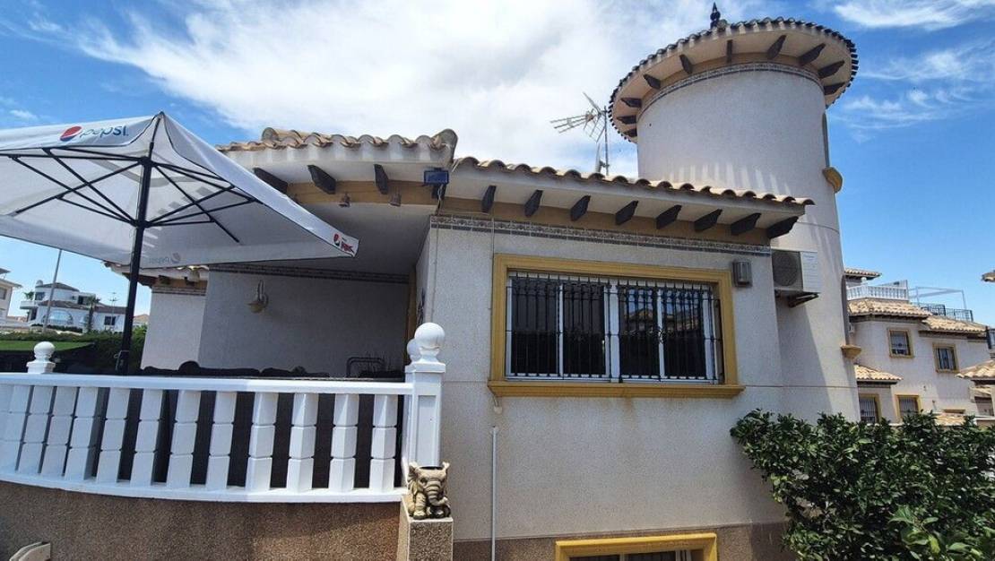 Sale - Villa - Orihuela - Orihuela Costa