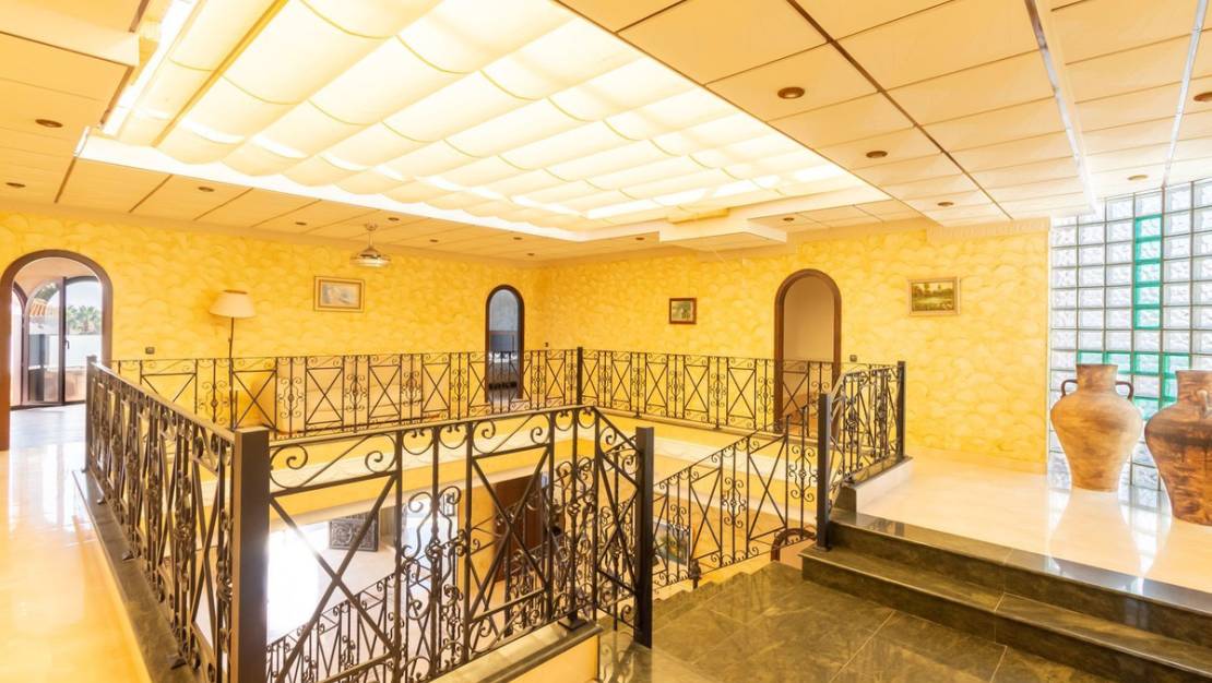 Sale - Villa - Orihuela - Orihuela Costa
