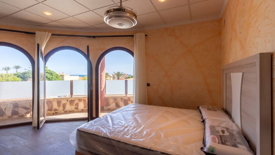 Sale - Villa - Orihuela - Orihuela Costa