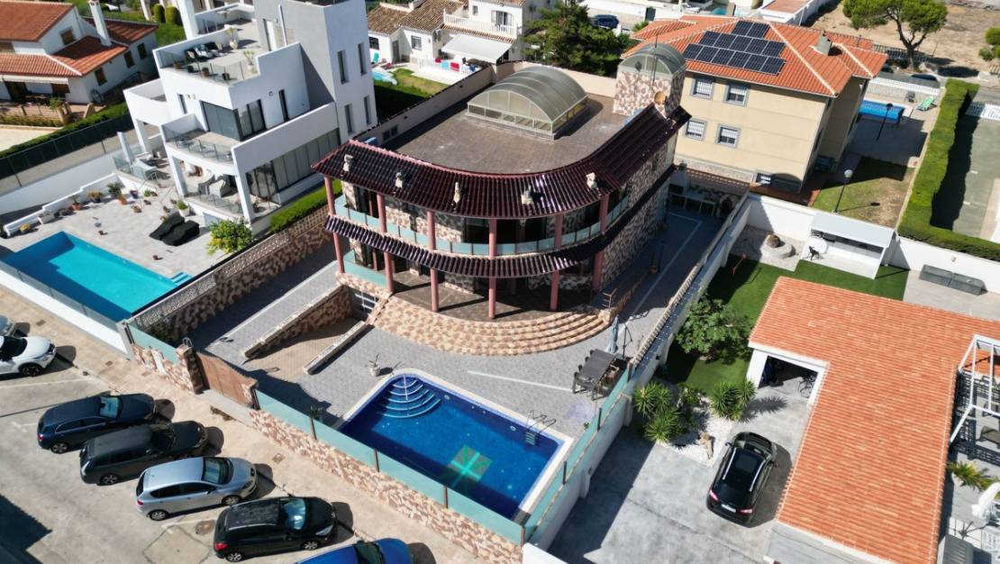 Sale - Villa - Orihuela - Orihuela Costa