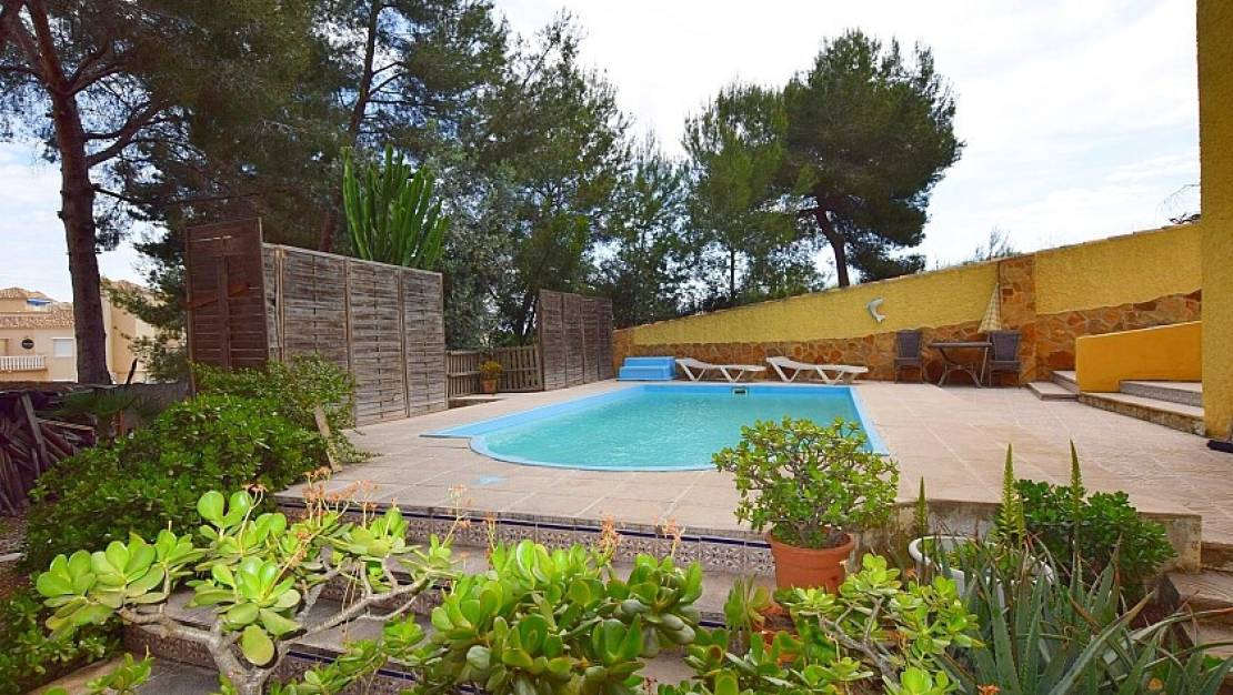 Sale - Villa - Orihuela - Orihuela Costa