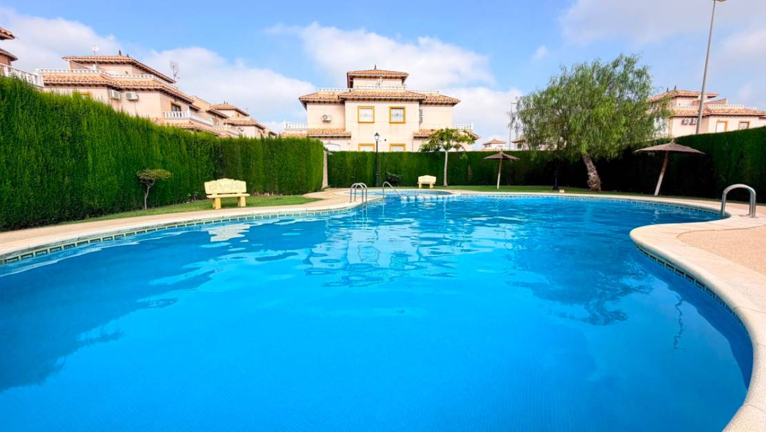 Sale - Villa - Orihuela - Orihuela Costa
