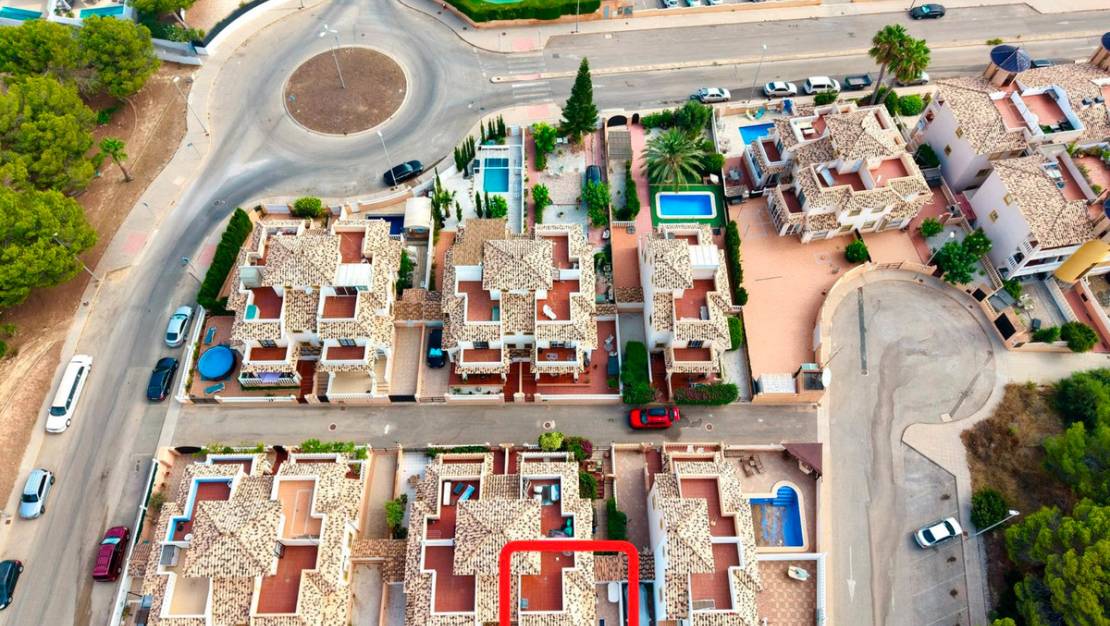 Sale - Villa - Orihuela - Orihuela Costa