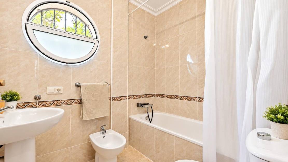 Sale - Villa - Orihuela - Orihuela Costa