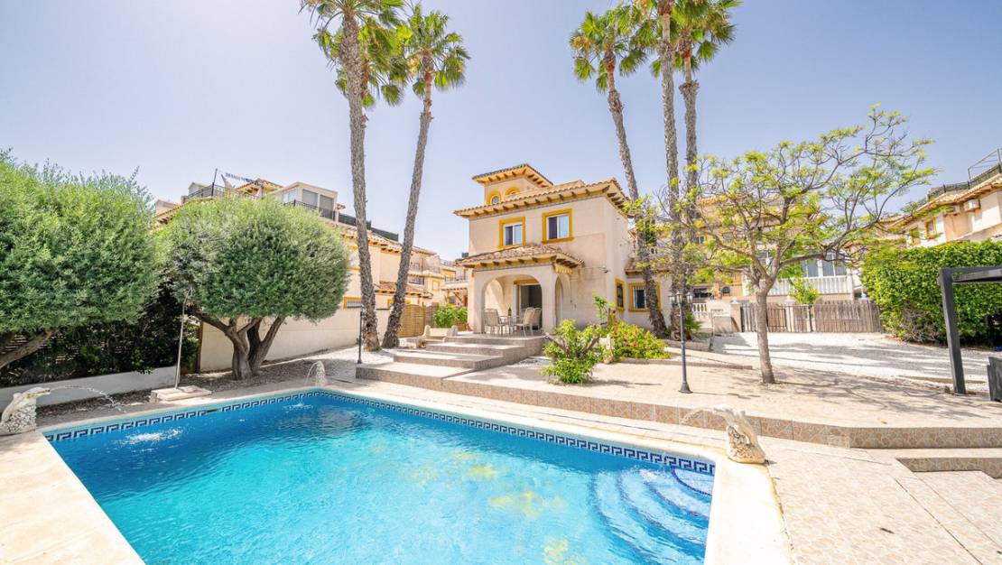 Sale - Villa - Orihuela - Orihuela Costa