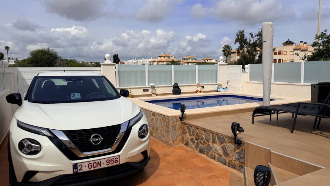 Sale - Villa - Orihuela - Orihuela Costa