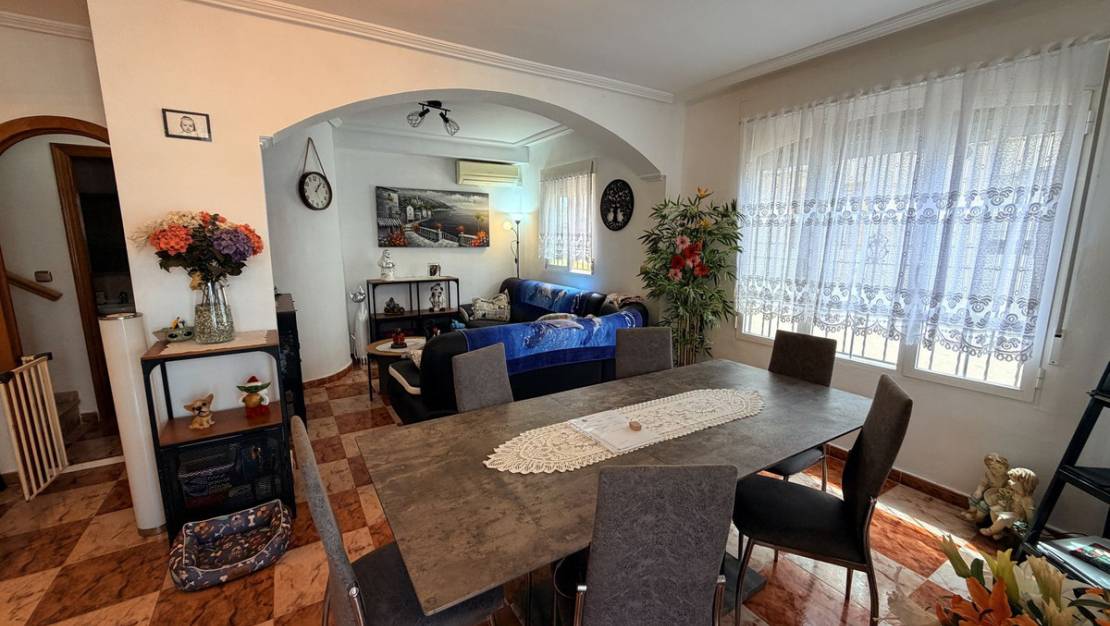 Sale - Villa - Orihuela - Orihuela Costa