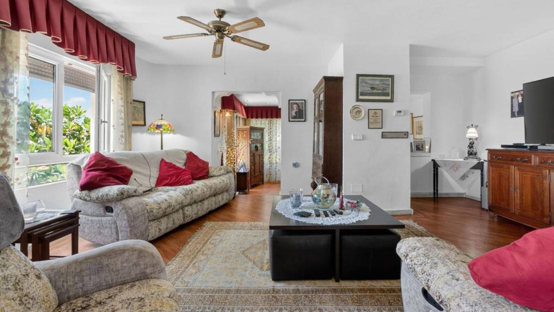 Sale - Villa - Orihuela - Orihuela Costa