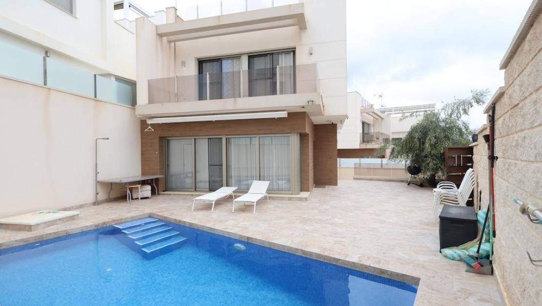 Sale - Villa - Orihuela - Orihuela Costa