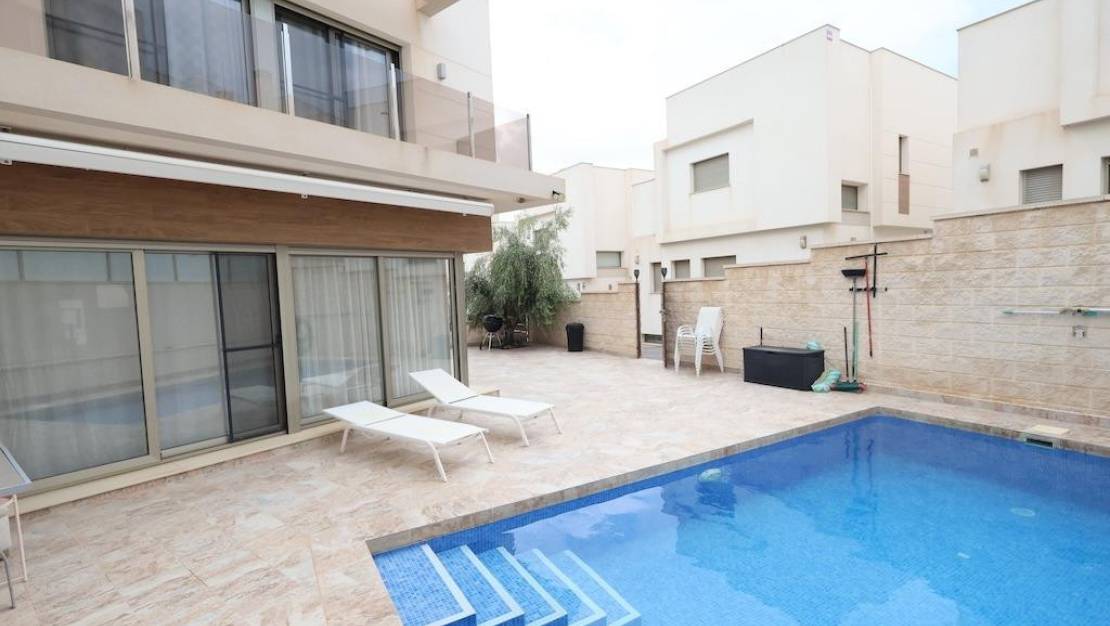 Sale - Villa - Orihuela - Orihuela Costa