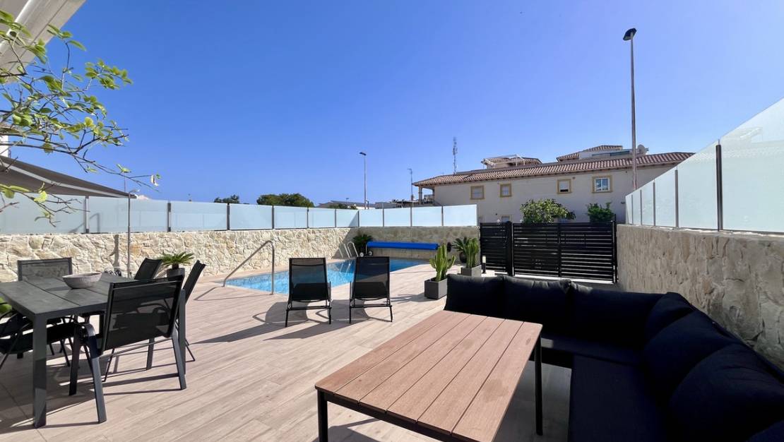 Sale - Villa - Orihuela - Playa Flamenca