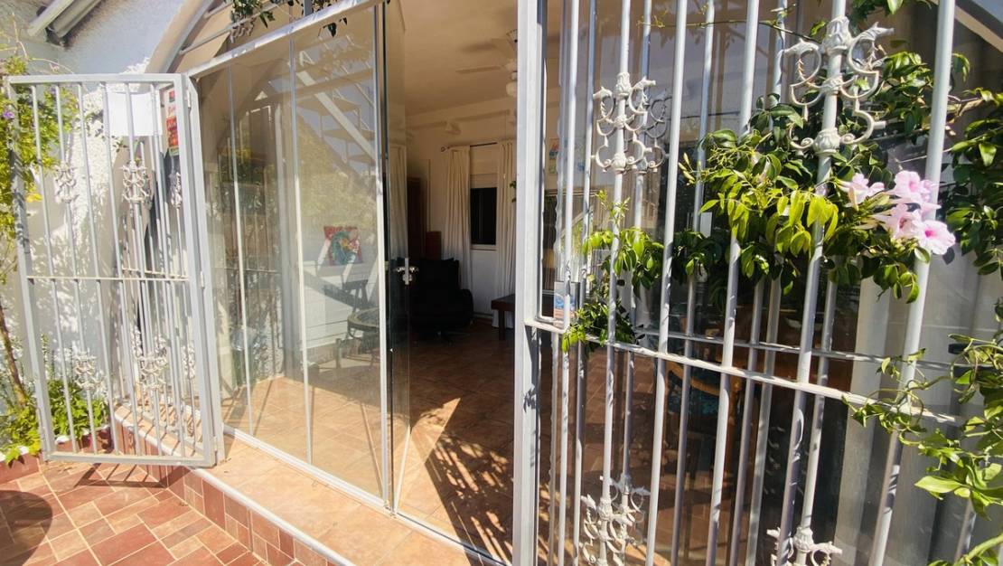 Sale - Villa - Orihuela - Playa Flamenca