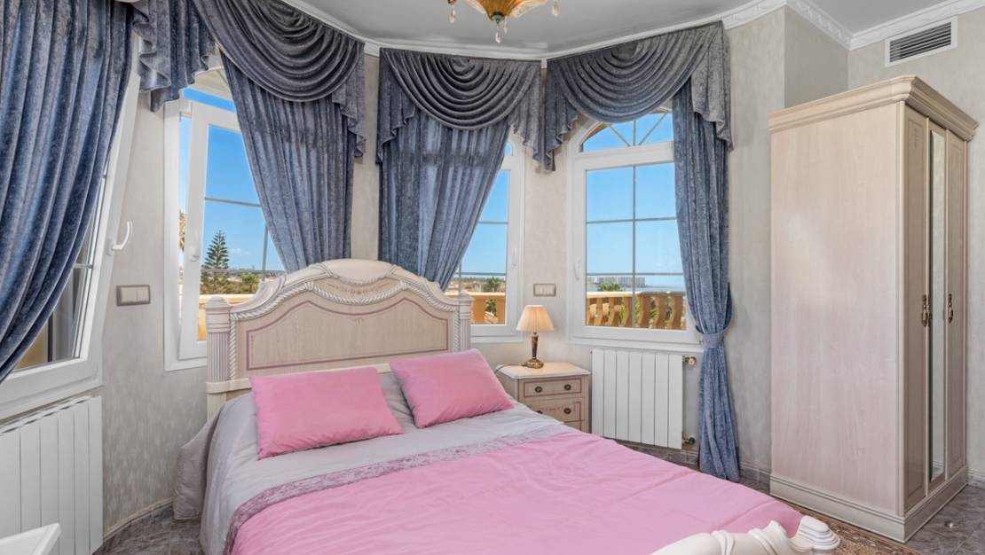 Sale - Villa - Orihuela - Playa Flamenca