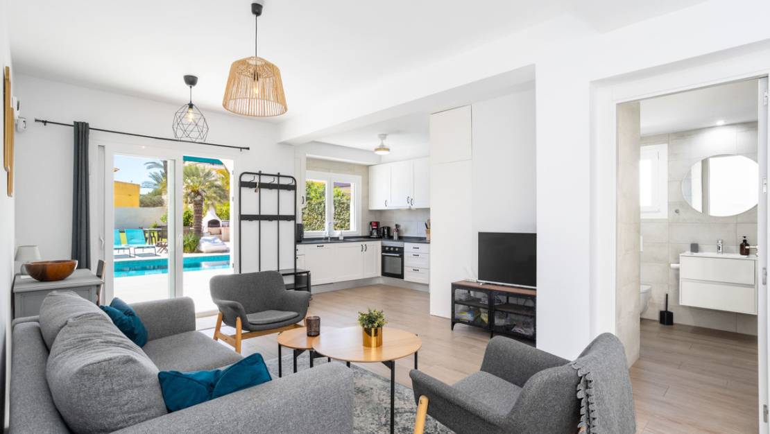 Sale - Villa - Orihuela - Playa Flamenca