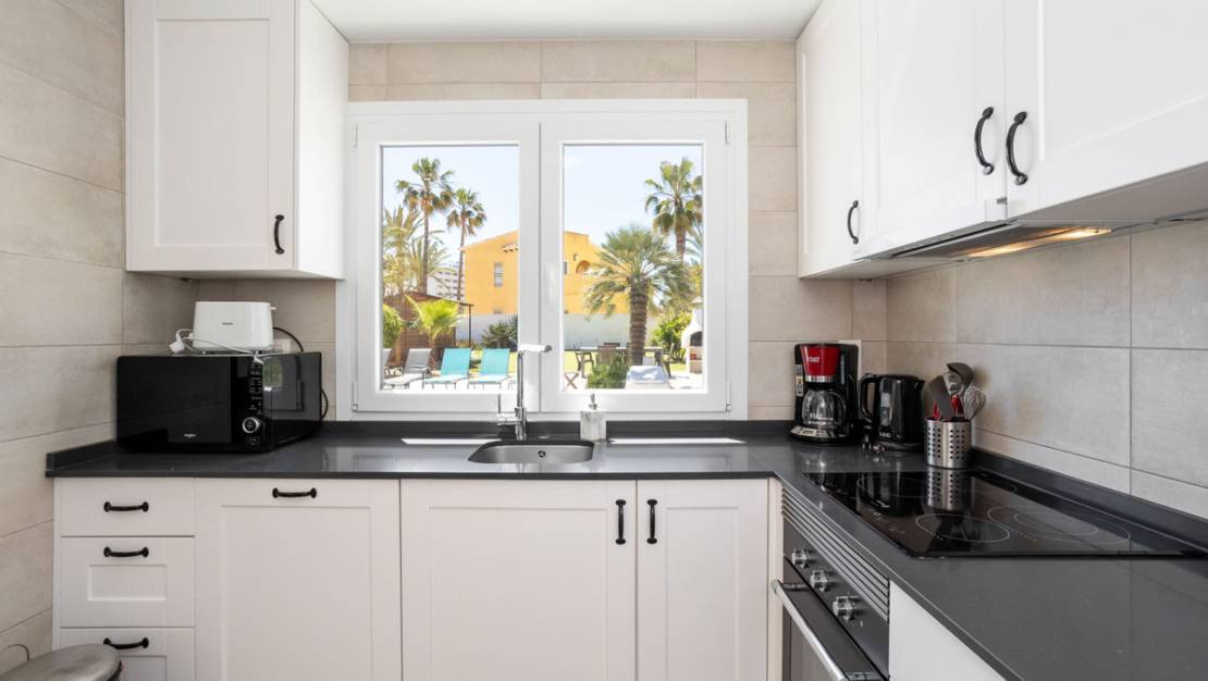 Sale - Villa - Orihuela - Playa Flamenca