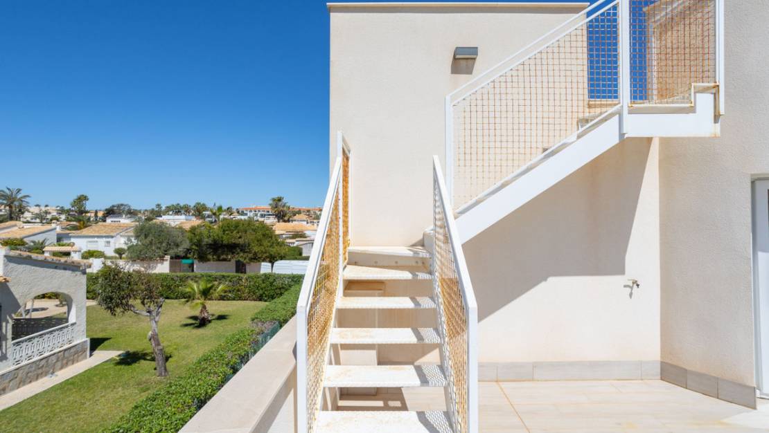 Sale - Villa - Orihuela - Playa Flamenca