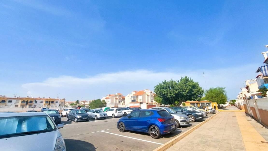 Sale - Villa - Orihuela - Playa Flamenca
