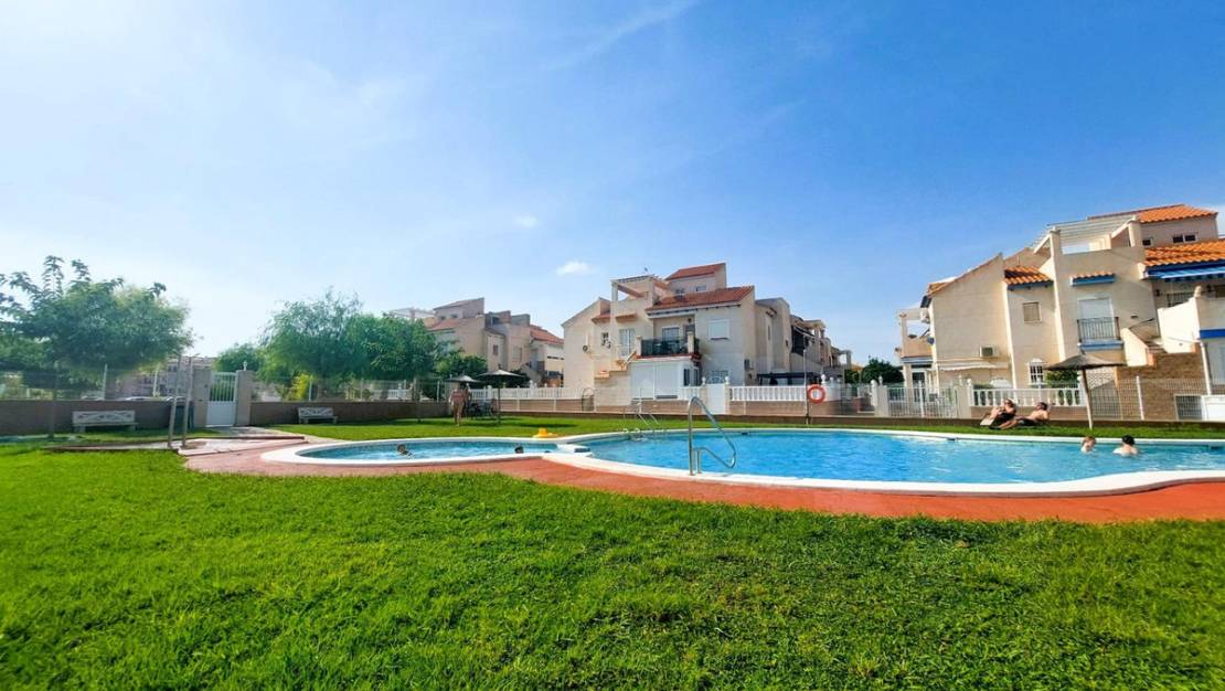 Sale - Villa - Orihuela - Playa Flamenca