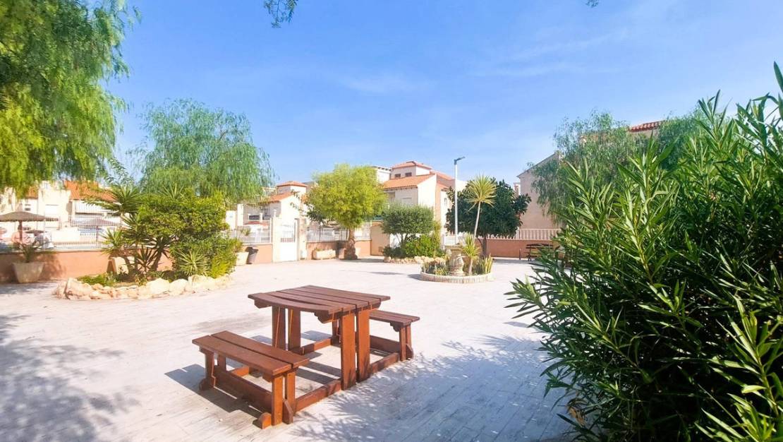 Sale - Villa - Orihuela - Playa Flamenca
