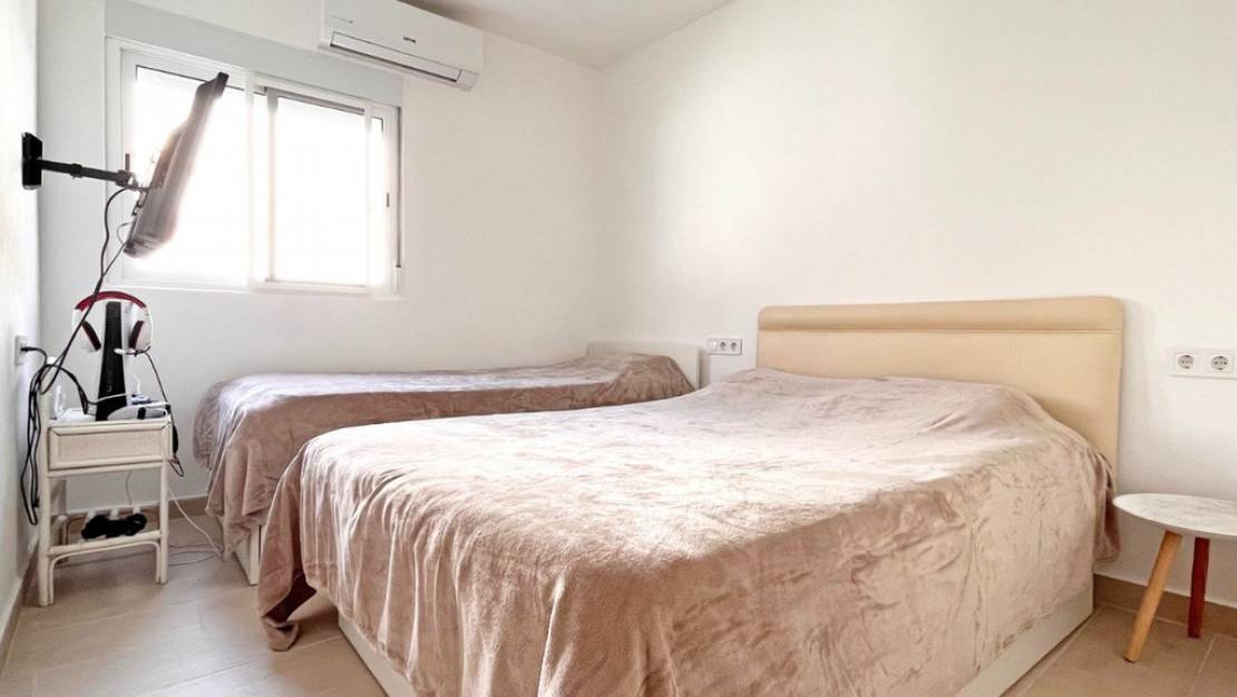 Sale - Villa - Orihuela - Playa Flamenca