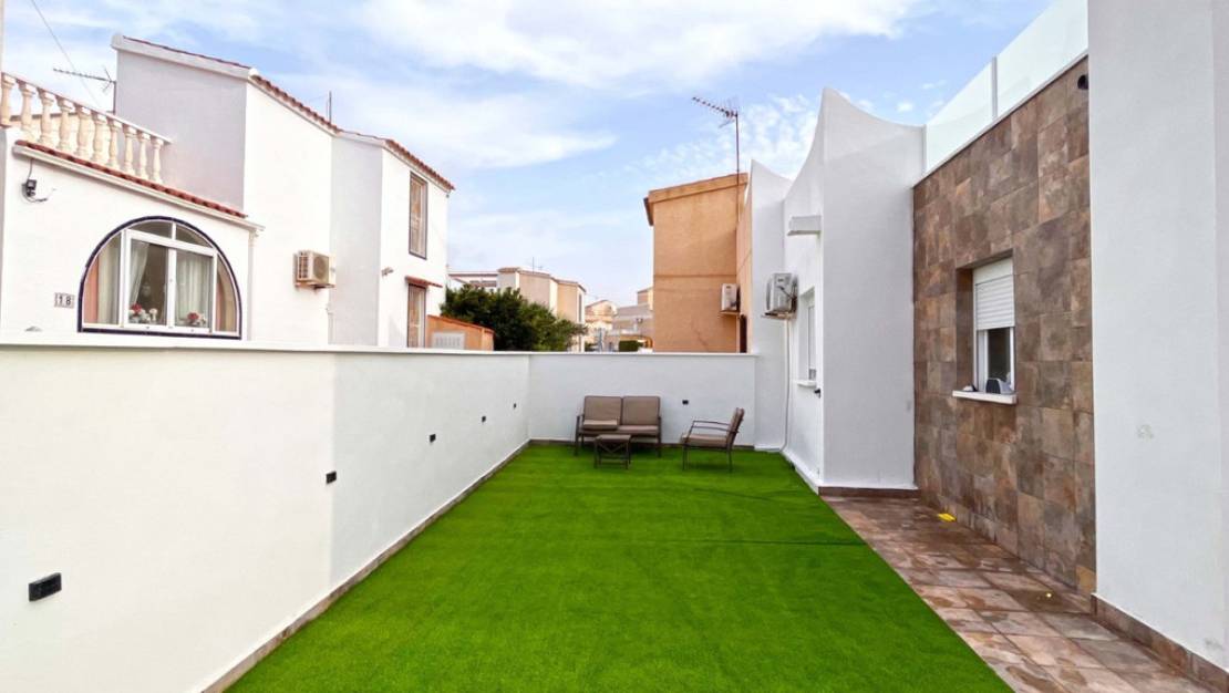 Sale - Villa - Orihuela - Playa Flamenca