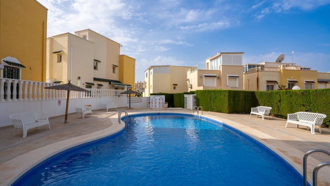 Sale - Villa - Orihuela - Playa Flamenca
