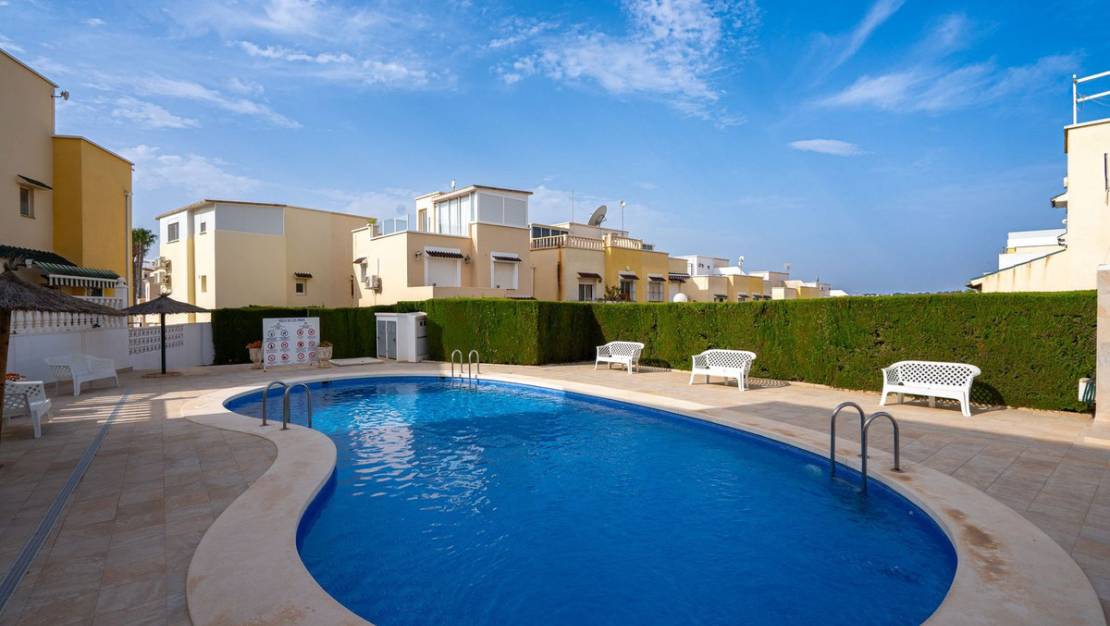Sale - Villa - Orihuela - Playa Flamenca