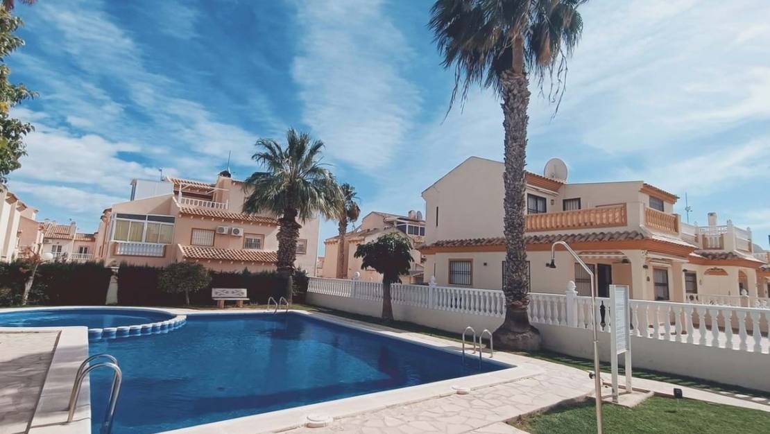 Sale - Villa - Orihuela - Playa Flamenca