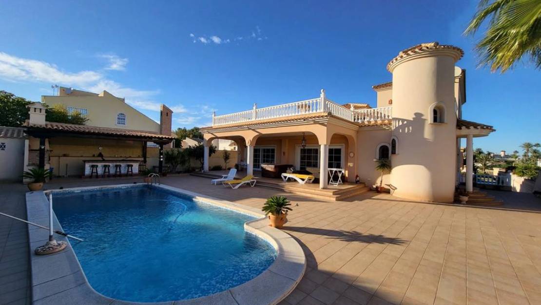 Sale - Villa - Orihuela - Playa Flamenca