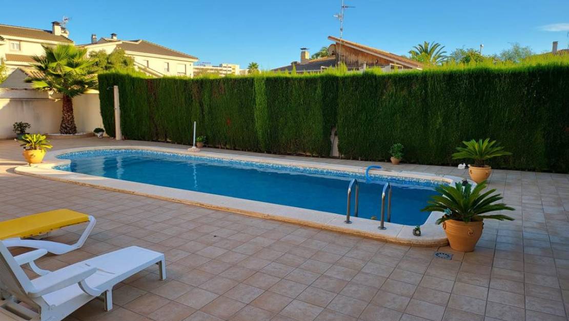 Sale - Villa - Orihuela - Playa Flamenca