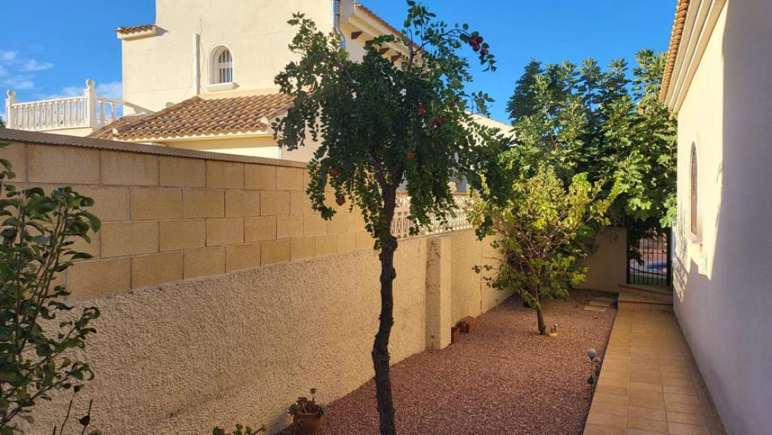 Sale - Villa - Orihuela - Playa Flamenca