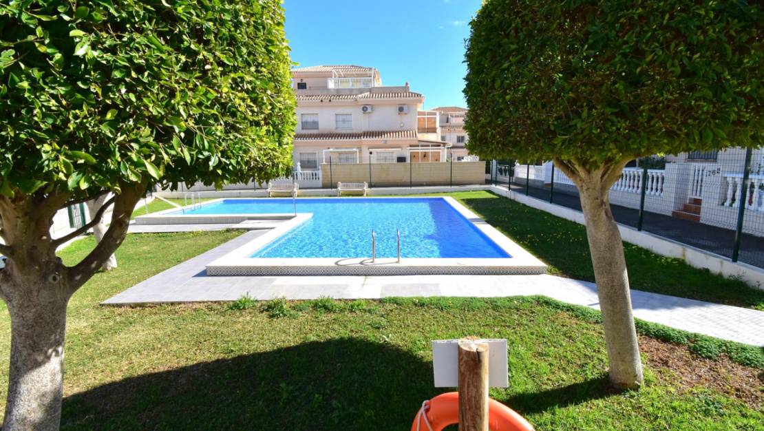 Sale - Villa - Orihuela - Playa Flamenca