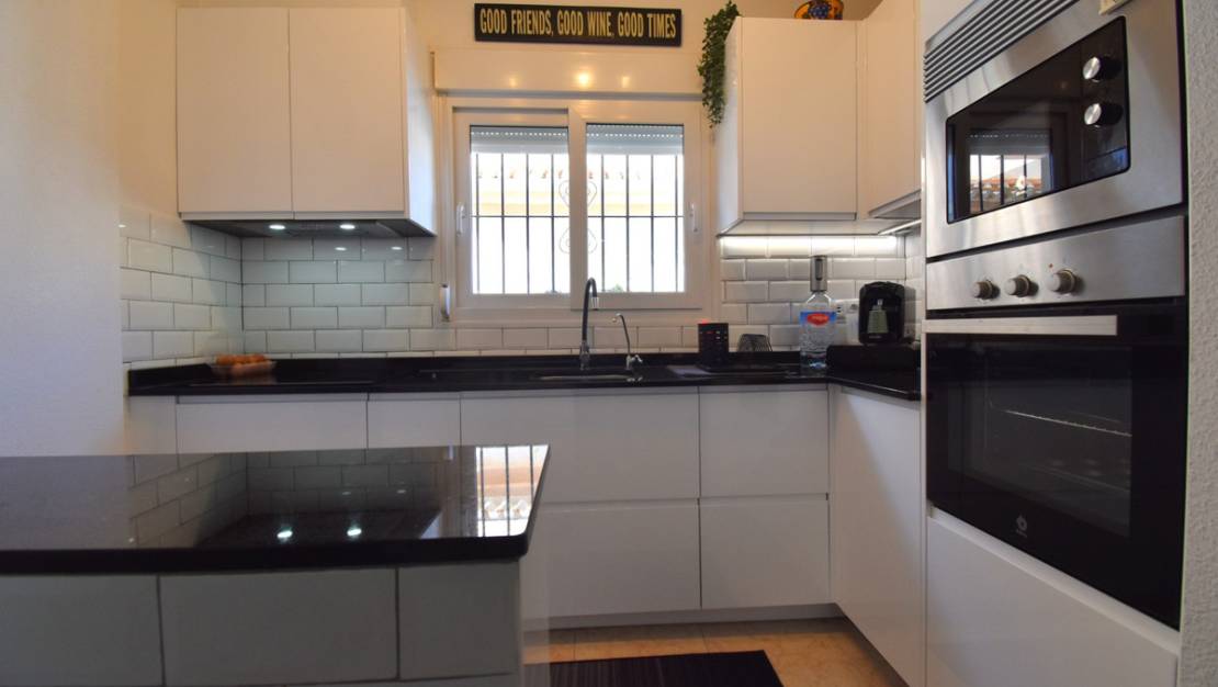 Sale - Villa - Orihuela - Playa Flamenca