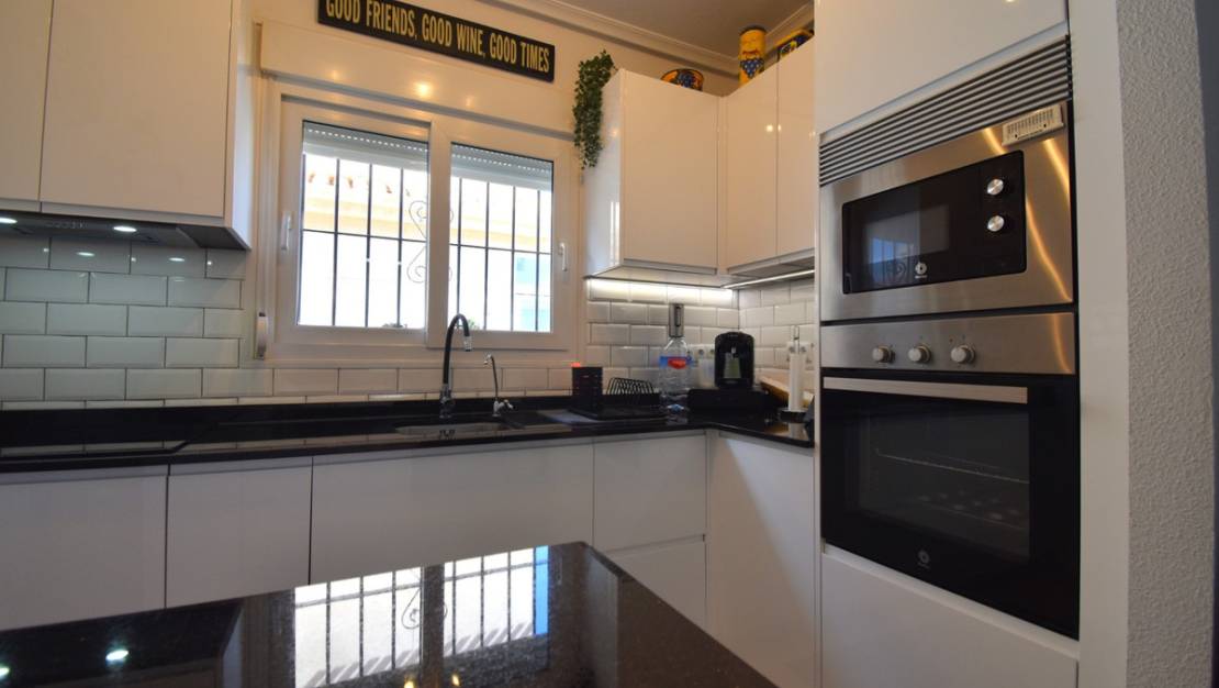 Sale - Villa - Orihuela - Playa Flamenca