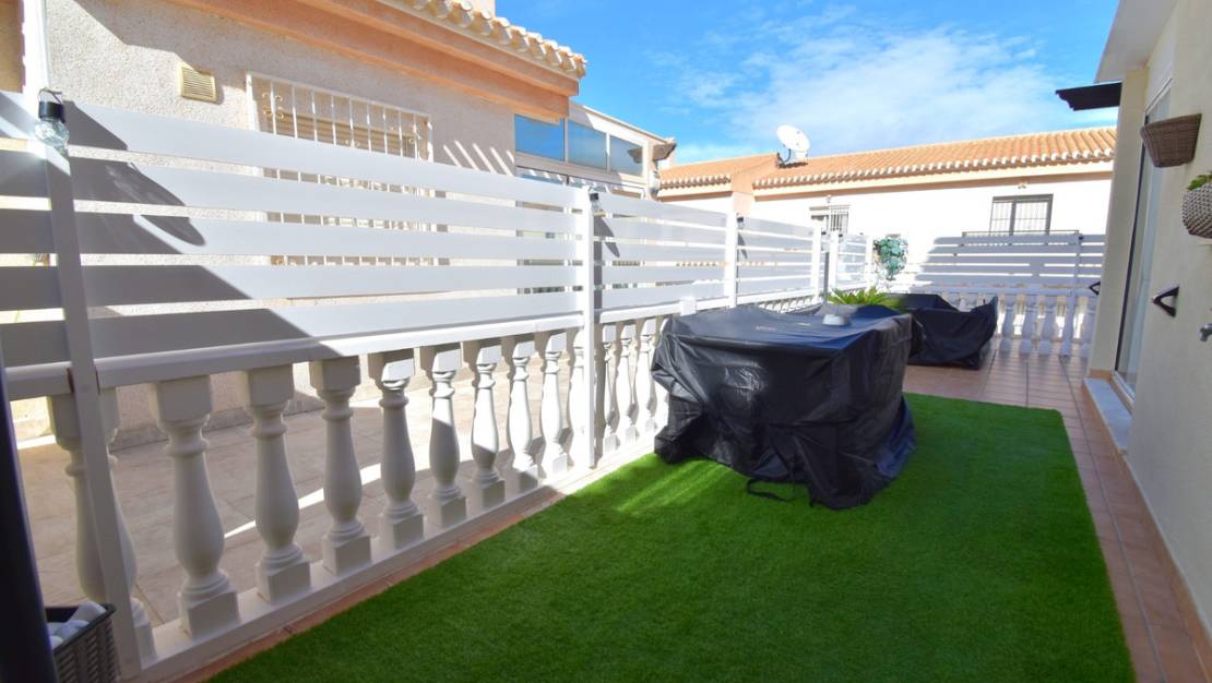 Sale - Villa - Orihuela - Playa Flamenca